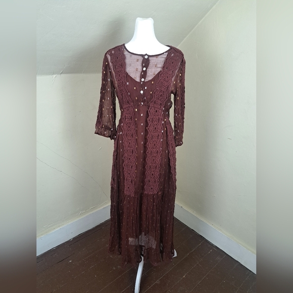 Sundance Burgundy Crochet Metallic Dotted 1/2 Sleeve Dress with/Slip SIZE 4 - Picture 2 of 11
